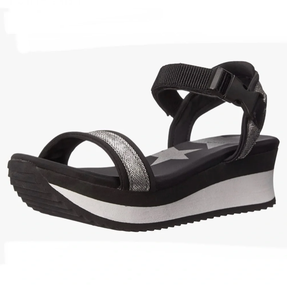 NWT Dirty Laundry Women’s Black Metallic Strappy Platform Sandal